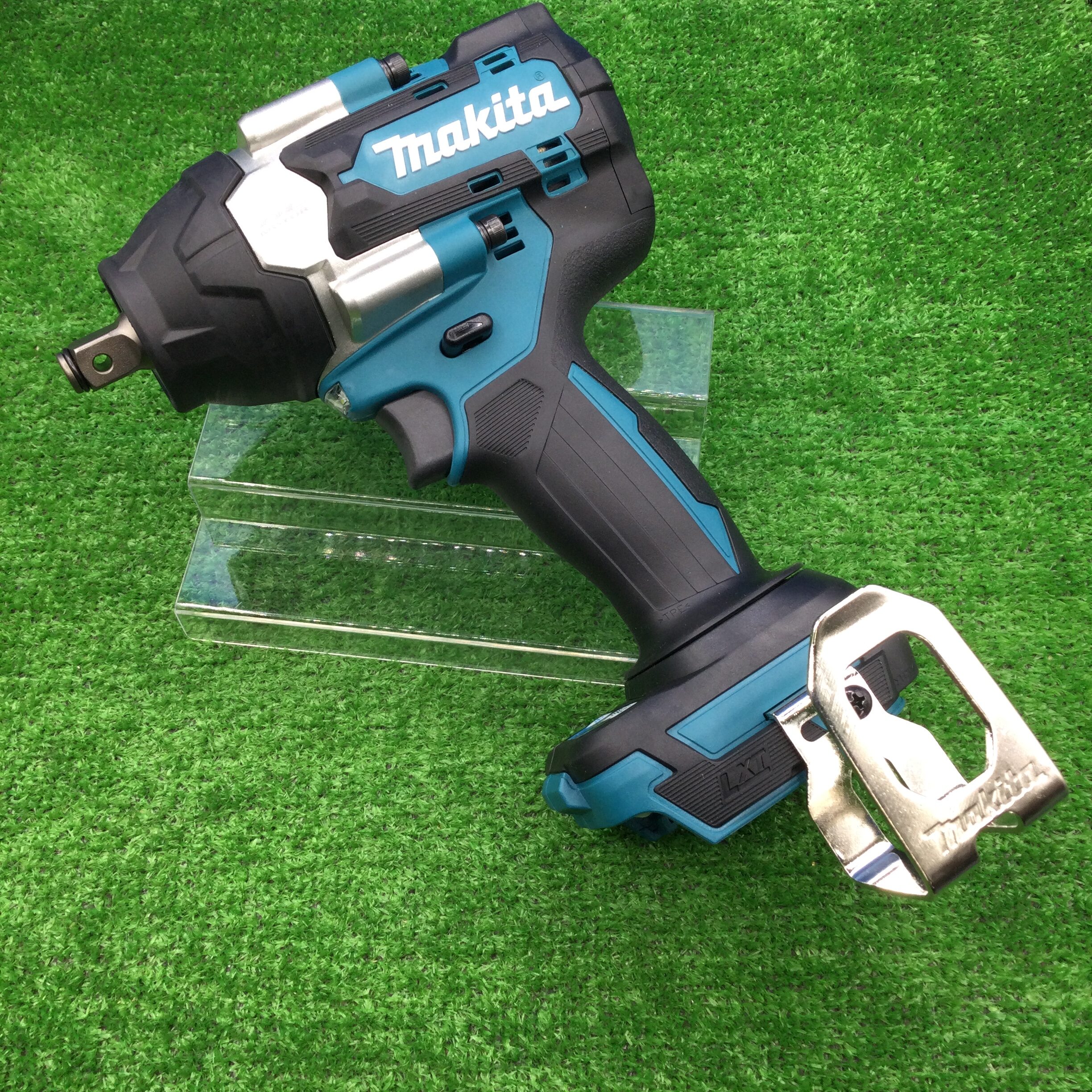 Makita/マキタ 18v充電式インパクトレンチ TW700DRGXを買取致しました